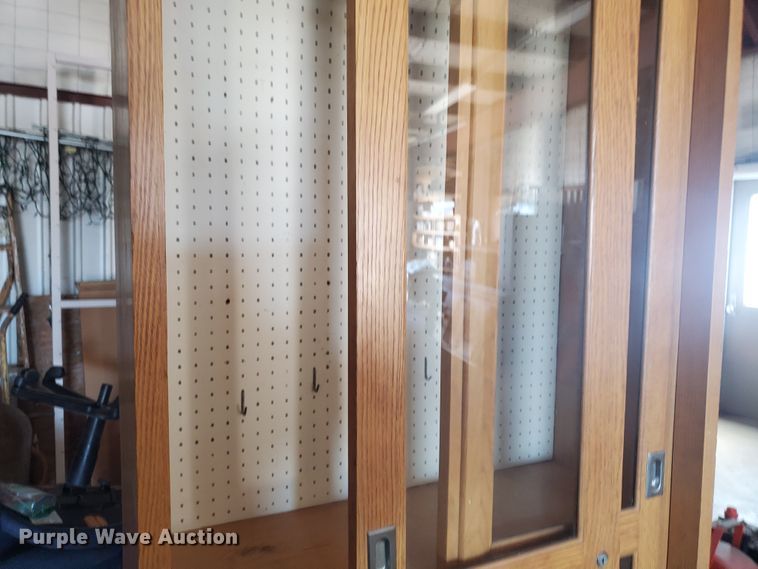 image for item GO9151 Wood cabinet