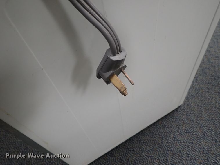 image for item GR9103 Whirlpool washer and dryer