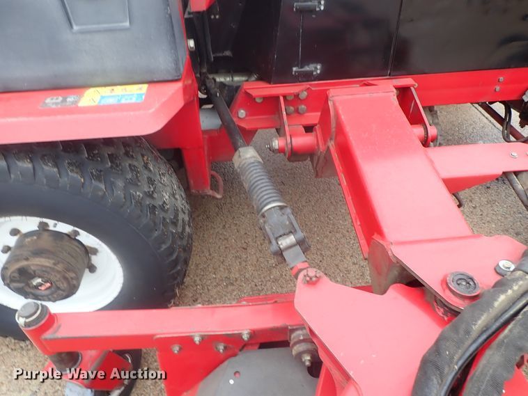 image for item GR9136 Toro Groundmaster 580D lawn mower