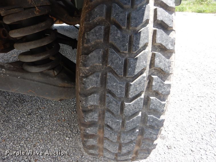 image for item GU9979 1990 Am General M998  Humvee SUV