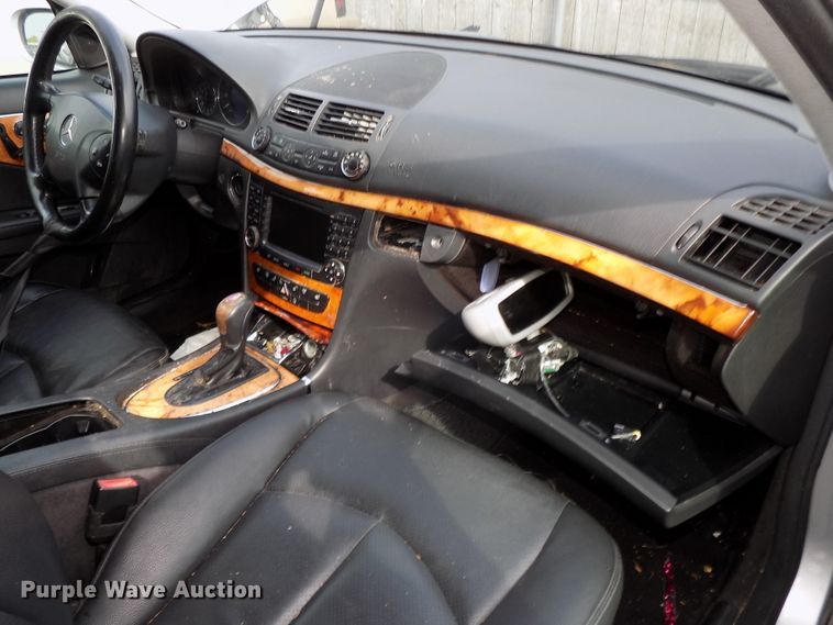 image for item GW9032 2006 Mercedes Benz E350