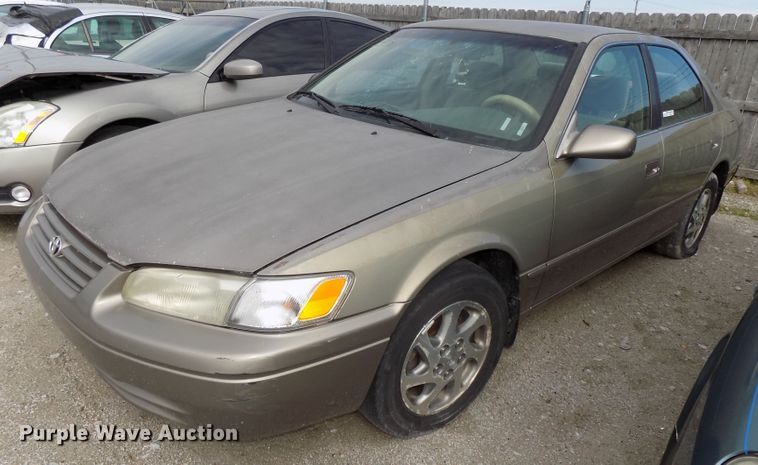 image for item GW9034 1999 Toyota Camry