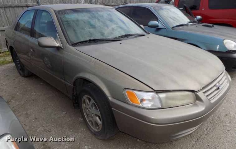 image for item GW9034 1999 Toyota Camry