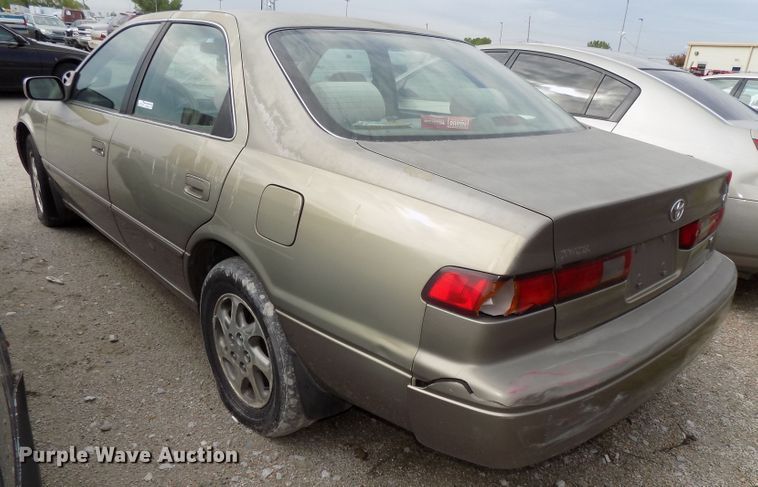 image for item GW9034 1999 Toyota Camry