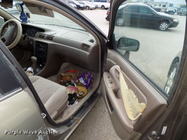 image for item GW9034 1999 Toyota Camry