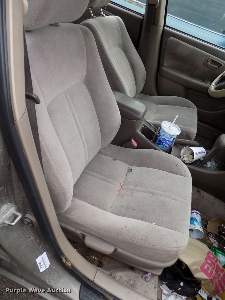 image for item GW9034 1999 Toyota Camry