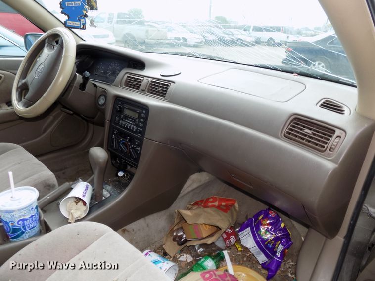 image for item GW9034 1999 Toyota Camry