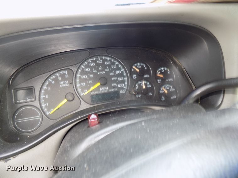 image for item GW9036 2001 GMC Yukon XL 1500  SUV