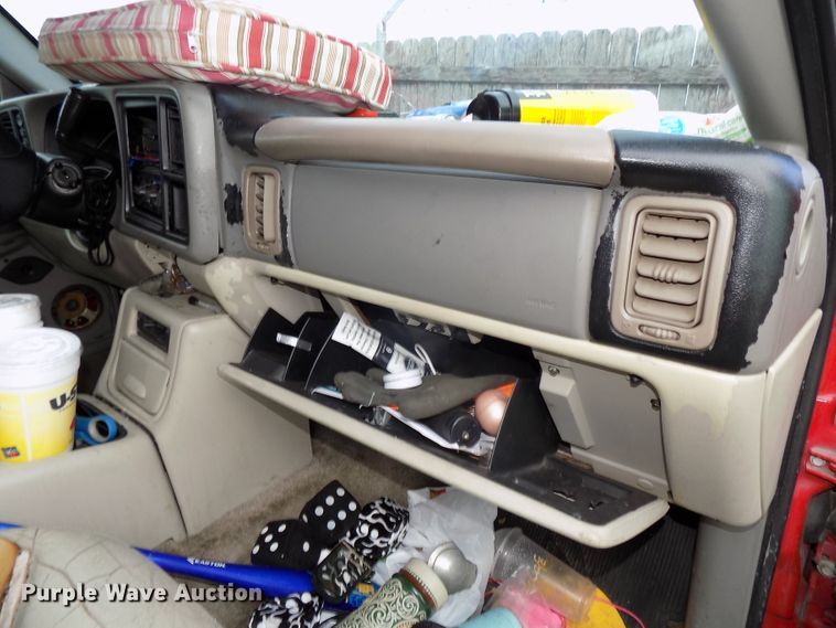 image for item GW9036 2001 GMC Yukon XL 1500  SUV