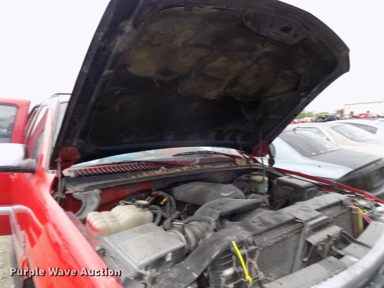 image for item GW9036 2001 GMC Yukon XL 1500  SUV