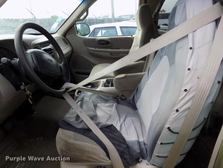 image for item GW9039 2000 Ford F150  SuperCab pickup truck