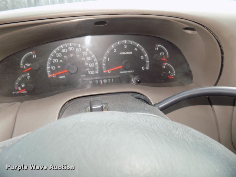 image for item GW9039 2000 Ford F150  SuperCab pickup truck