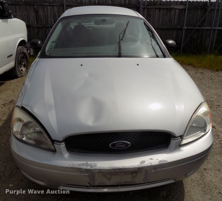 image for item GW9047 2006 Ford Taurus