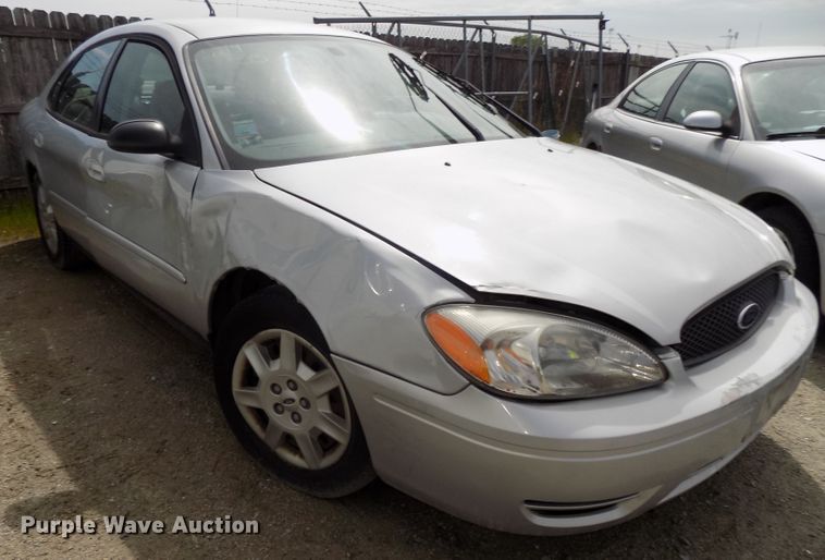 image for item GW9047 2006 Ford Taurus