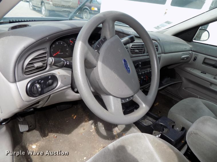 image for item GW9047 2006 Ford Taurus