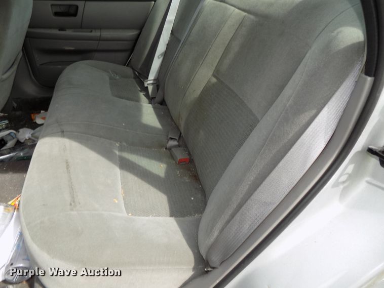 image for item GW9047 2006 Ford Taurus