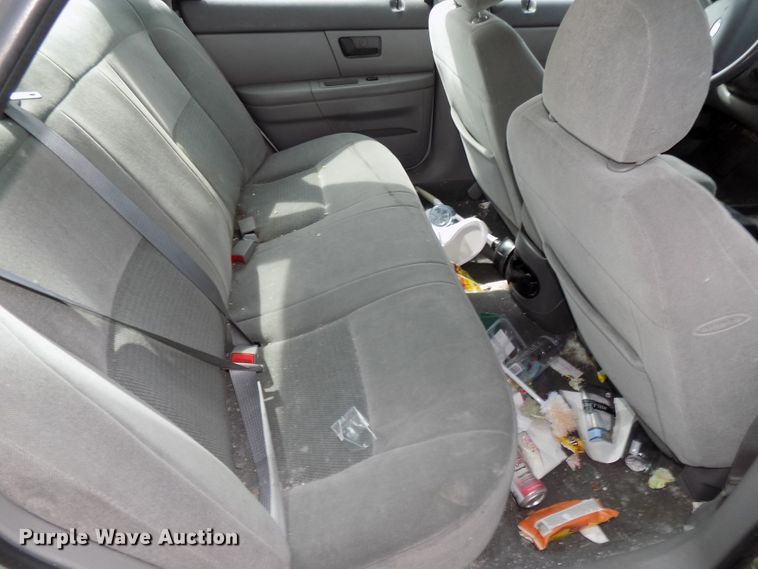 image for item GW9047 2006 Ford Taurus