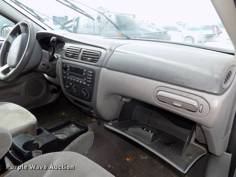 image for item GW9047 2006 Ford Taurus