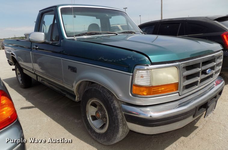 image for item GW9054 1996 Ford F150  pickup truck