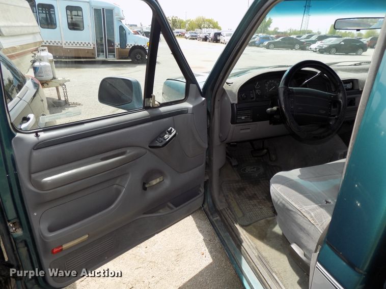 image for item GW9054 1996 Ford F150  pickup truck