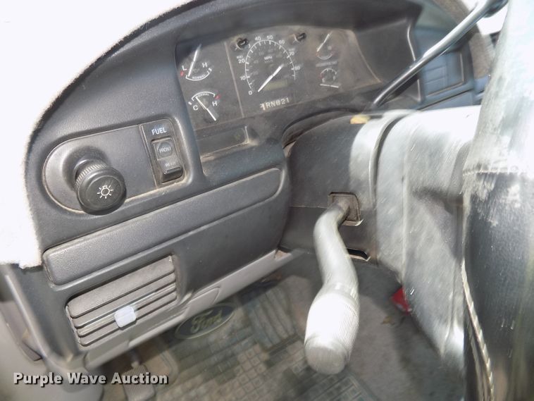 image for item GW9054 1996 Ford F150  pickup truck