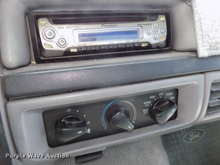 image for item GW9054 1996 Ford F150  pickup truck