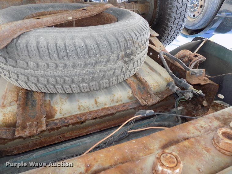 image for item GW9054 1996 Ford F150  pickup truck