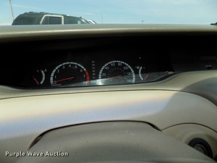 image for item GW9055 2002 Toyota Avalon