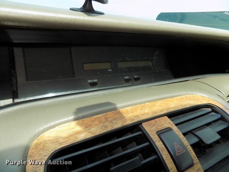 image for item GW9055 2002 Toyota Avalon