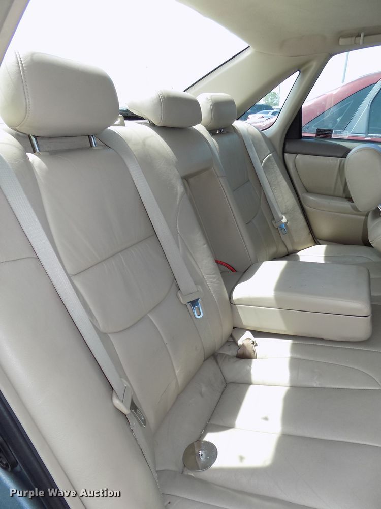 image for item GW9055 2002 Toyota Avalon