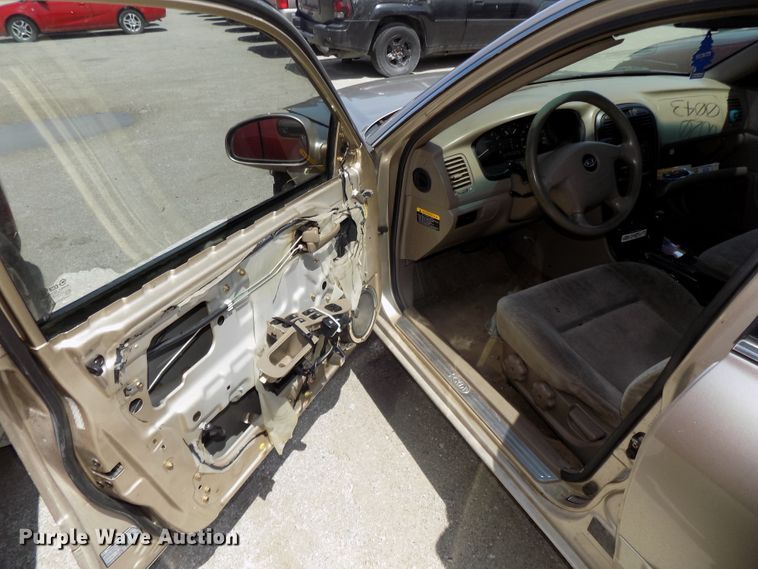 image for item GW9057 2004 Kia Optima
