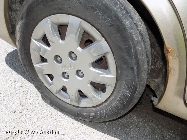 image for item GW9057 2004 Kia Optima