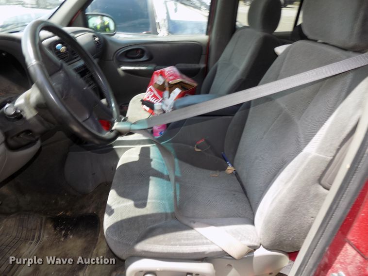 image for item GW9058 2002 Chevrolet TrailBlazer  SUV