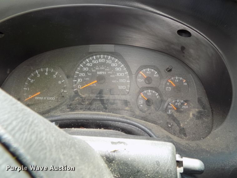 image for item GW9058 2002 Chevrolet TrailBlazer  SUV