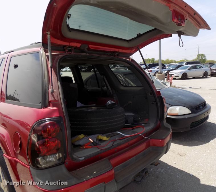 image for item GW9058 2002 Chevrolet TrailBlazer  SUV