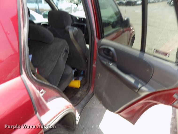 image for item GW9058 2002 Chevrolet TrailBlazer  SUV