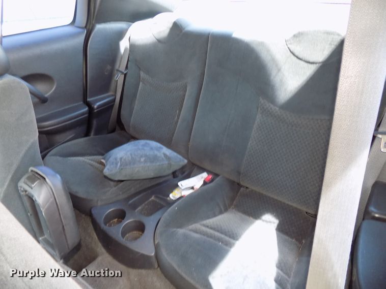 image for item GW9060 2004 Saturn Ion