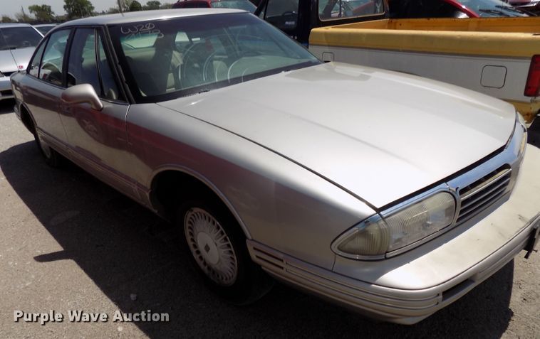 image for item GW9062 1997 Oldsmobile Regency