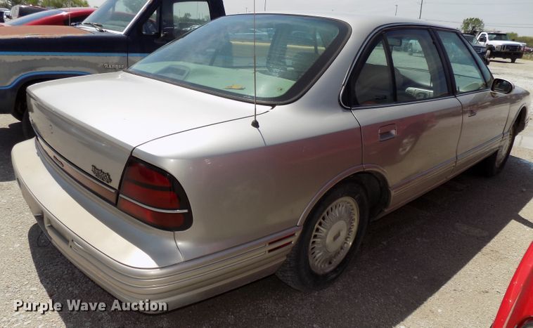 image for item GW9062 1997 Oldsmobile Regency