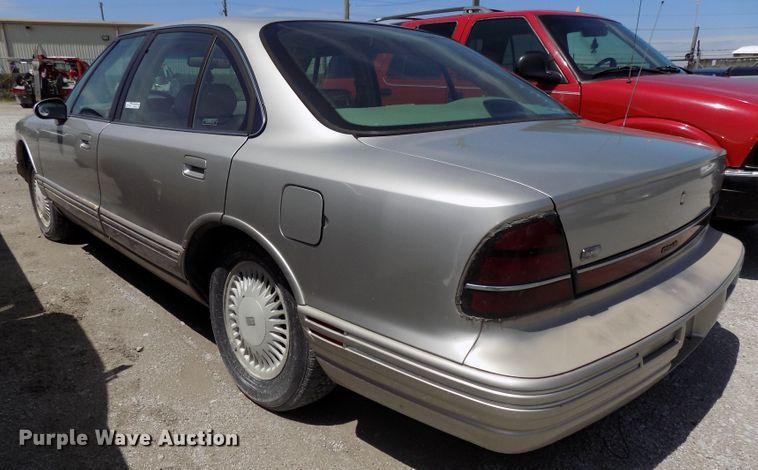 image for item GW9062 1997 Oldsmobile Regency