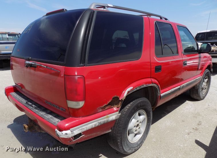 image for item GW9063 1997 Chevrolet Blazer  SUV