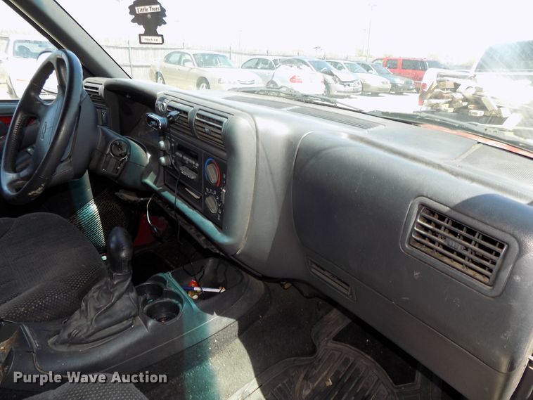 image for item GW9063 1997 Chevrolet Blazer  SUV