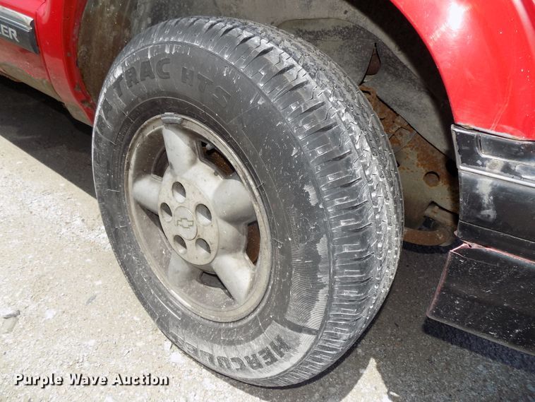 image for item GW9063 1997 Chevrolet Blazer  SUV