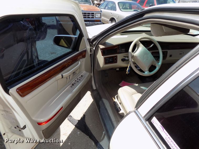 image for item GW9066 1995 Cadillac DeVille