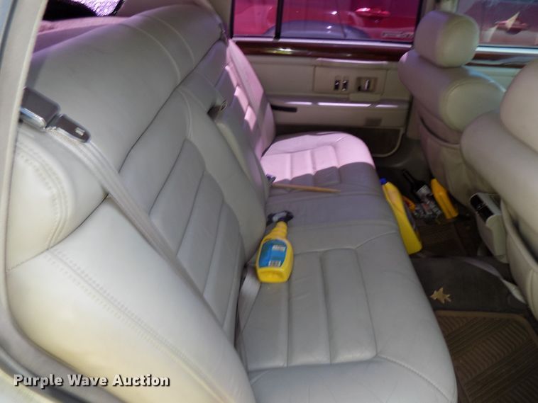 image for item GW9066 1995 Cadillac DeVille