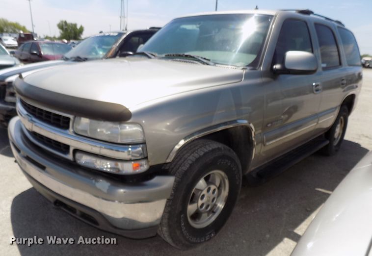 image for item GW9070 2002 Chevrolet Tahoe  SUV