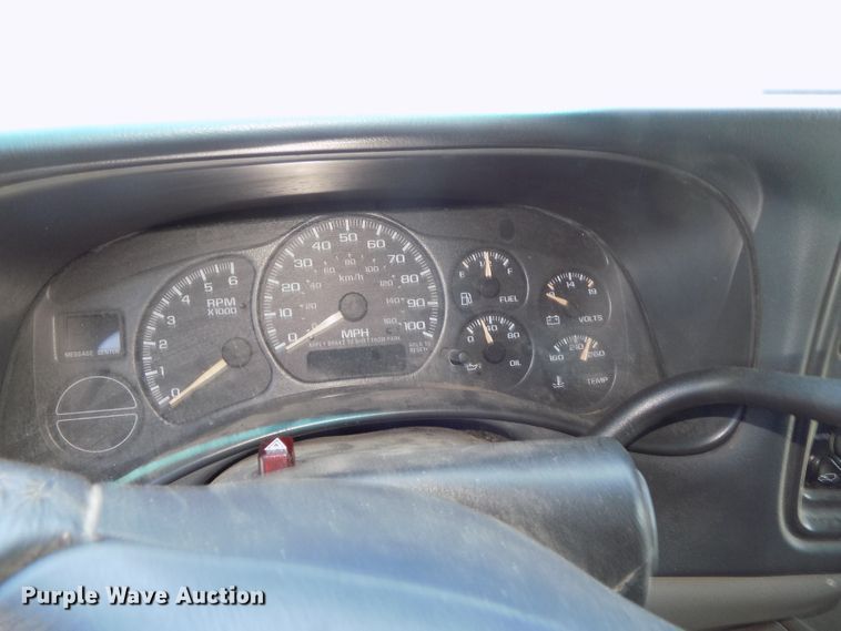 image for item GW9070 2002 Chevrolet Tahoe  SUV