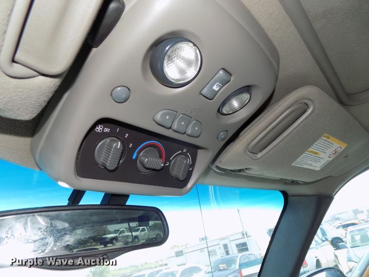 image for item GW9070 2002 Chevrolet Tahoe  SUV