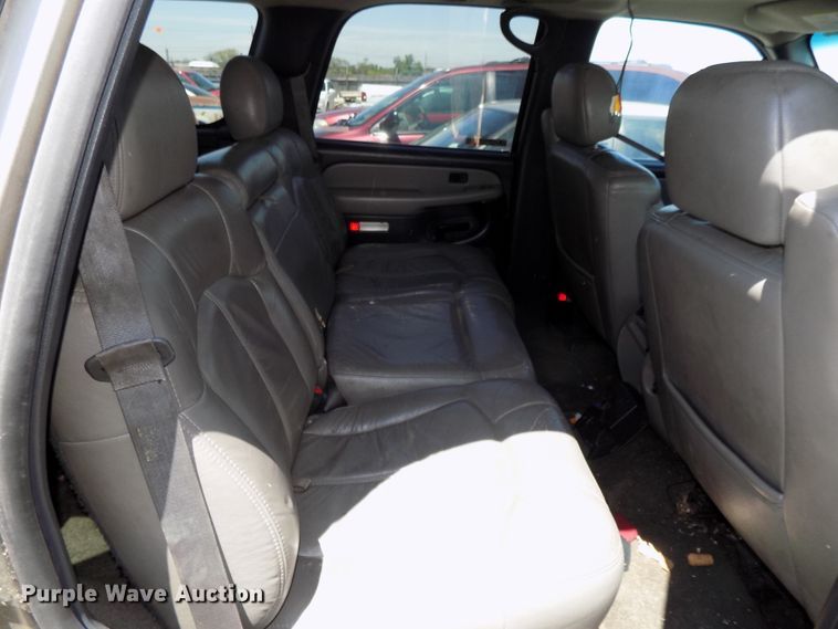 image for item GW9070 2002 Chevrolet Tahoe  SUV