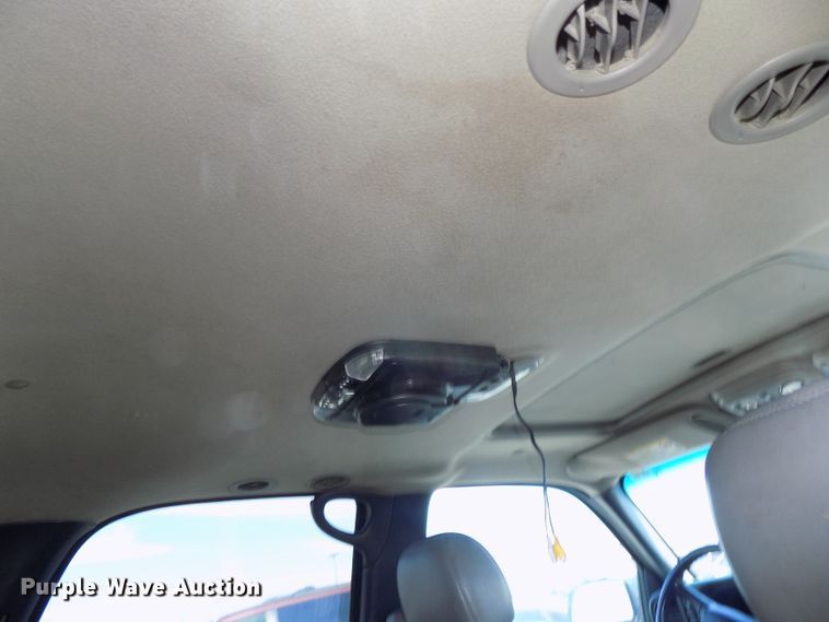 image for item GW9070 2002 Chevrolet Tahoe  SUV